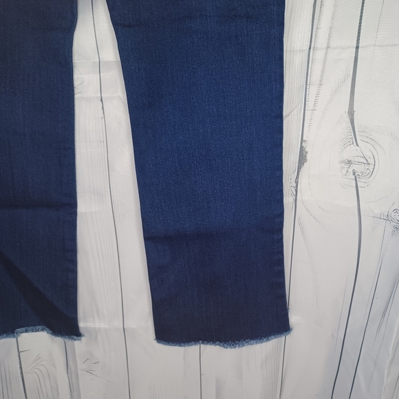 Nine West kick flare jeans with raw hem - Picture 12 of 14